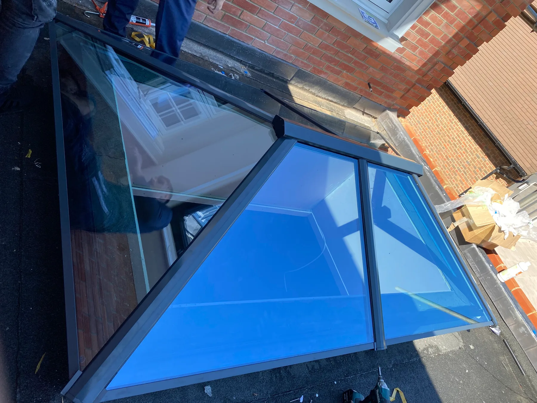 Roof lantern set into a new flat roof
